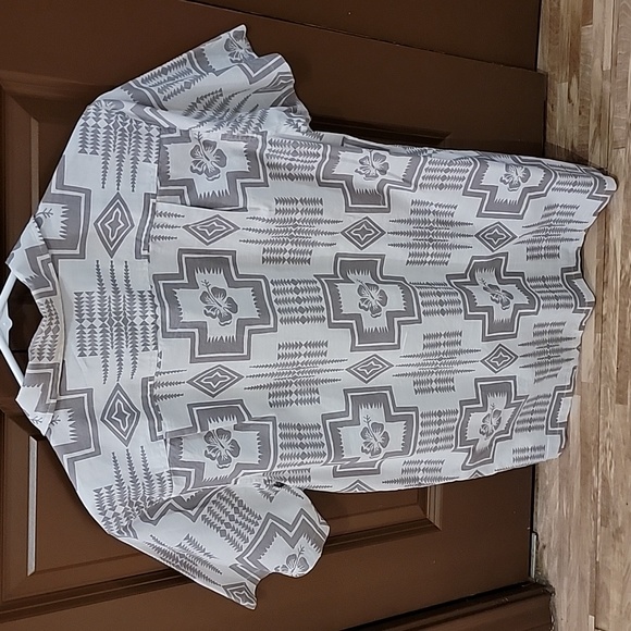 Pendleton Shirt - Picture 2 of 3